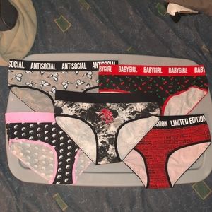 *NEW* 5 pairs of women underwear
